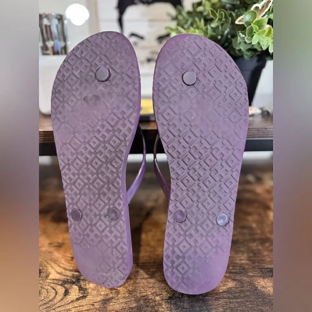 Tory Burch Purple floral‎ flip flops size 9